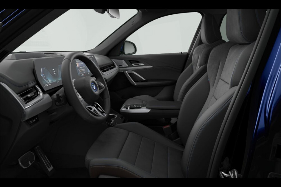 BMW X1 xDrive30e M-Sport - Pano - Trekhaak - Driving Ass Prof - Head-Up - Harman Kardon