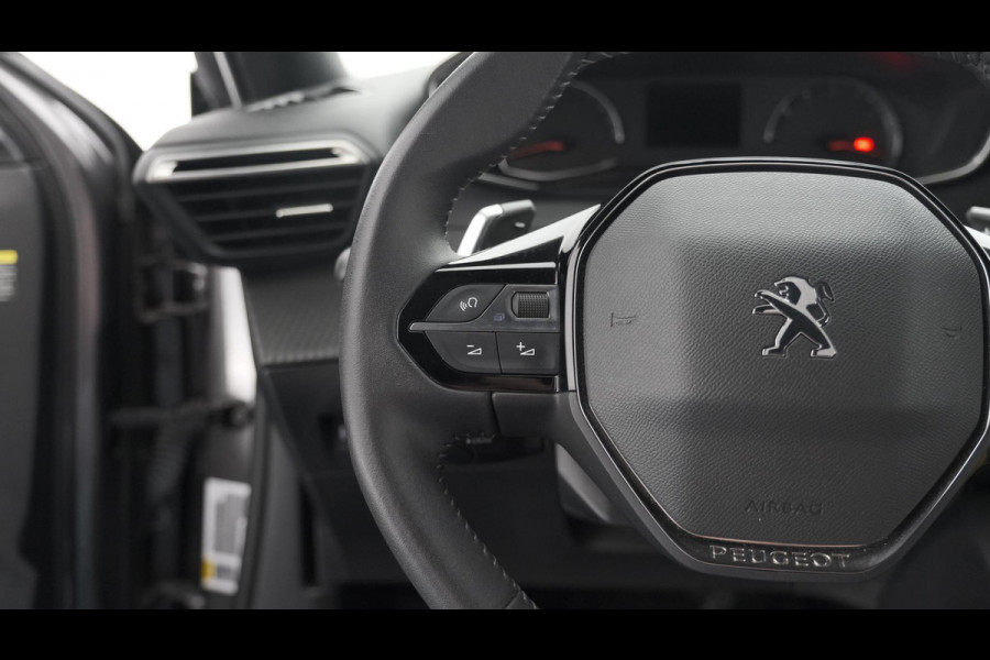 Peugeot 2008 PureTech 130 EAT8 Allure | Navigatie | Parkeersensoren | Apple Carplay | Climate Control