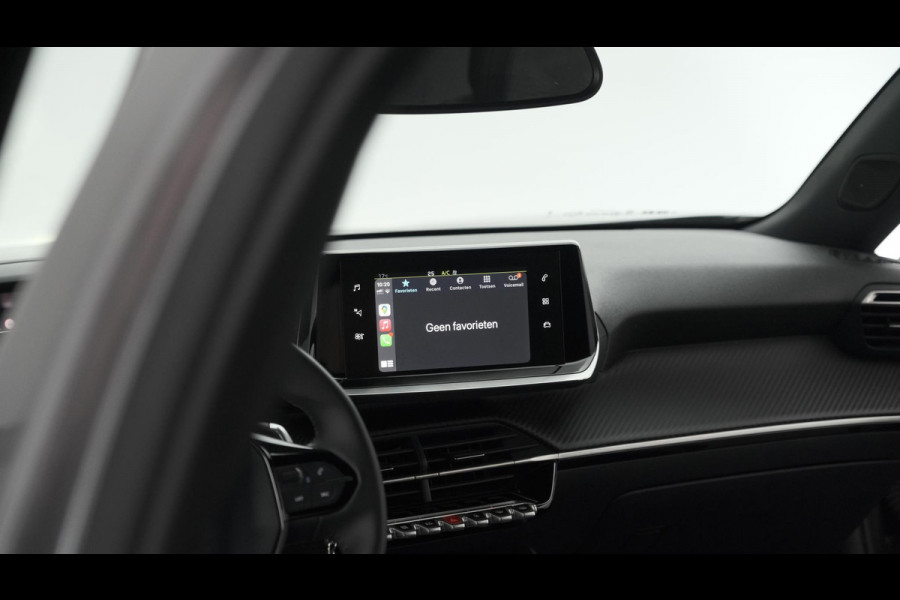 Peugeot 2008 PureTech 130 EAT8 Allure | Navigatie | Parkeersensoren | Apple Carplay | Climate Control