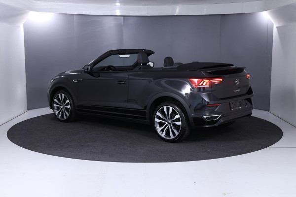 Volkswagen T-Roc Cabrio 1.5 TSI R-Line 150 pk Automaat (DSG) | Navigatie | Windscherm | Parkeersensoren | Stoelverwarming | Adaptieve cruise control | Lichtmetalen velgen 19" |