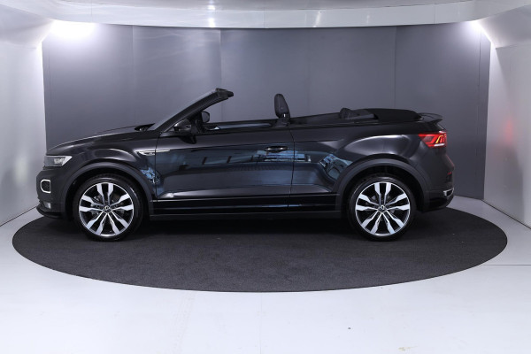 Volkswagen T-Roc Cabrio 1.5 TSI R-Line 150 pk Automaat (DSG) | Navigatie | Windscherm | Parkeersensoren | Stoelverwarming | Adaptieve cruise control | Lichtmetalen velgen 19" |