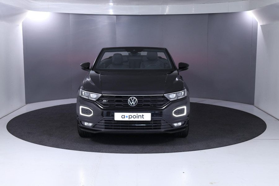 Volkswagen T-Roc Cabrio 1.5 TSI R-Line 150 pk Automaat (DSG) | Navigatie | Windscherm | Parkeersensoren | Stoelverwarming | Adaptieve cruise control | Lichtmetalen velgen 19" |