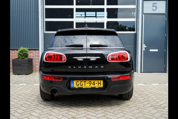 MINI Clubman 1.5 One Chili Serious Business, Panorama, Keyless, Sportstoelen, Sport onderstel, LED, Parkeersensoren, 17 Inch