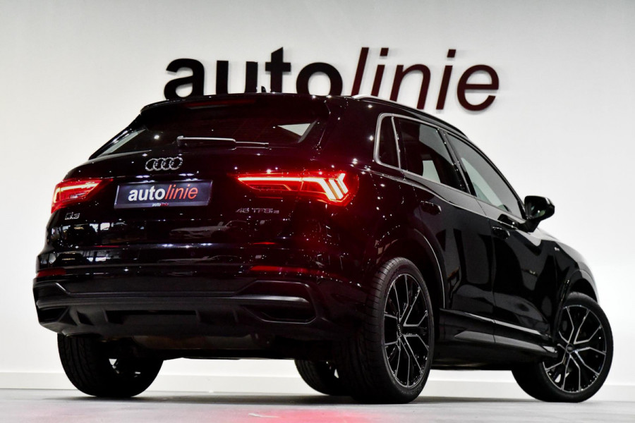 Audi Q3 45 TFSI e S-Line. Pano, ACC, Leder, Dodeh, Matrix, Virtual!