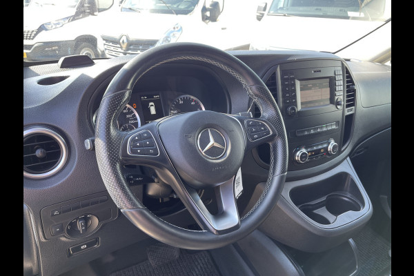 Mercedes-Benz Vito 119 CDI automaat Extra Lang L3H1 / vaste prijs rijklaar € 21.950 ex btw / lease vanaf € 393 / airco / cruise / navi / camera / sidebars / 18 inch velgen / euro 6 !