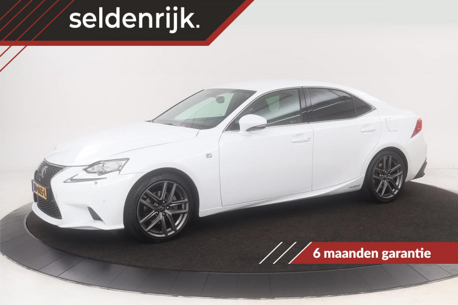 Lexus IS 300h F Sport Line | Origineel NL | Navigatie | PDC | Full LED | Camera | Stoelverwarming | Bluetooth | Half leder