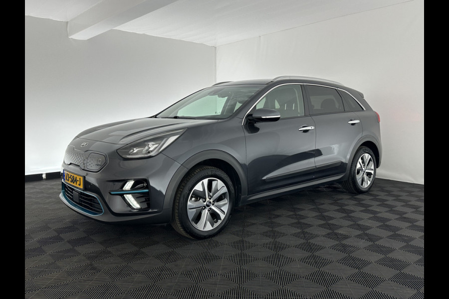 Kia e-Niro ExecutiveLine 64 kWh (INCL-BTW) Aut. *VOLLEDER | JBL-AUDIO | FULL-LED | NAVI-FULLMAP | DAB | ADAPTIVE-CRUISE | CAMERA | MEMORY-PACK | LANE-ASSIST | KEYLESS | VIRTUAL-COCKPIT | COMFORT-SEATS | 17"ALU*