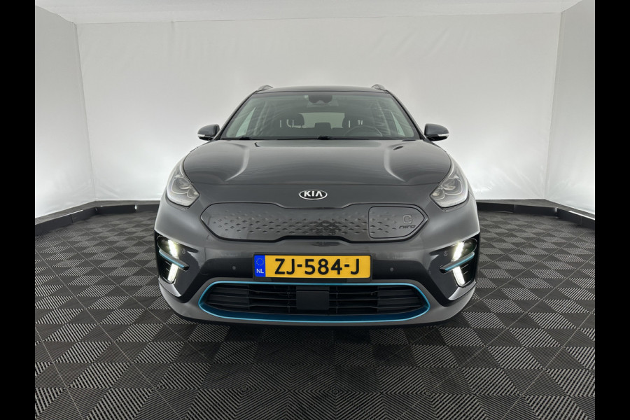 Kia e-Niro ExecutiveLine 64 kWh (INCL-BTW) Aut. *VOLLEDER | JBL-AUDIO | FULL-LED | NAVI-FULLMAP | DAB | ADAPTIVE-CRUISE | CAMERA | MEMORY-PACK | LANE-ASSIST | KEYLESS | VIRTUAL-COCKPIT | COMFORT-SEATS | 17"ALU*