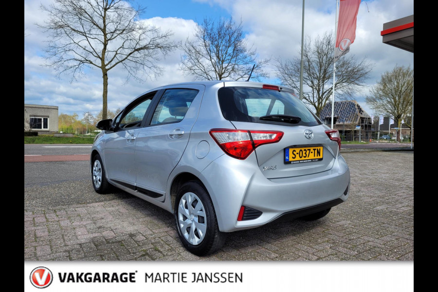 Toyota Yaris 1.0 VVT-i Comfort LAGE KMSTAND - AIRCO - BLUETOOTH TELEFOON - LANE ASSIST - CAMERA