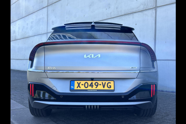 Kia Ev6 GT AWD 77.4 kWh 585 PK Automaat | Panoramadak | Moonscape Matte | 21" Velgen | Schaalstoelen | Medidian Audio | HUD | Apple CarPlay/Android Auto | Key-Less | Stuur-/Stoelverwarming |