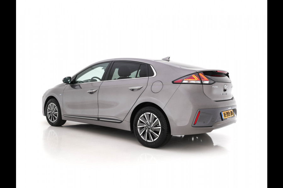 Hyundai IONIQ Premium EV 38 kWh (INCL-BTW)  *PANO | VOLLEDER | FULL-LED | NAVI-FULLMAP | CAMERA | ADAPT.CRUISE |  LANE-ASSIST | MEMORY-PACK | AMBIENT-LIGHT | KEYLESS | BLIND-SPOT | VIRTUAL-COCKPIT | COMFORT-SEATS*