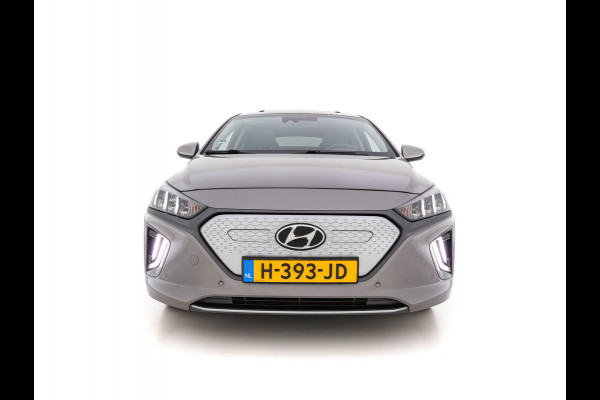 Hyundai IONIQ Premium EV 38 kWh (INCL-BTW)  *PANO | VOLLEDER | FULL-LED | NAVI-FULLMAP | CAMERA | ADAPT.CRUISE |  LANE-ASSIST | MEMORY-PACK | AMBIENT-LIGHT | KEYLESS | BLIND-SPOT | VIRTUAL-COCKPIT | COMFORT-SEATS*