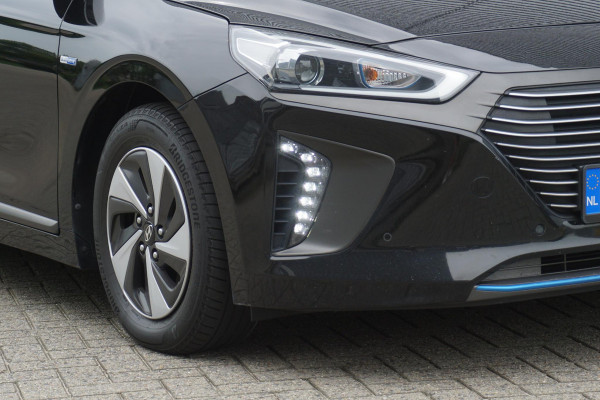 Hyundai IONIQ 1.6 GDi Premium Leer-Schuifdak-Xenon -Hybrid-1e eigenaar.