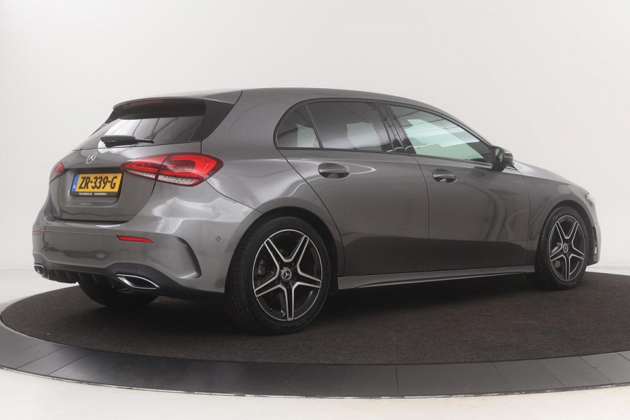 Mercedes-Benz A-Klasse 180 AMG | Widescreen | Stoelverwarming | Full LED | Camera | Navigatie | Half leder | Park Assist | Bluetooth