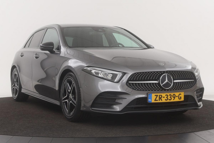 Mercedes-Benz A-Klasse 180 AMG | Widescreen | Stoelverwarming | Full LED | Camera | Navigatie | Half leder | Park Assist | Bluetooth