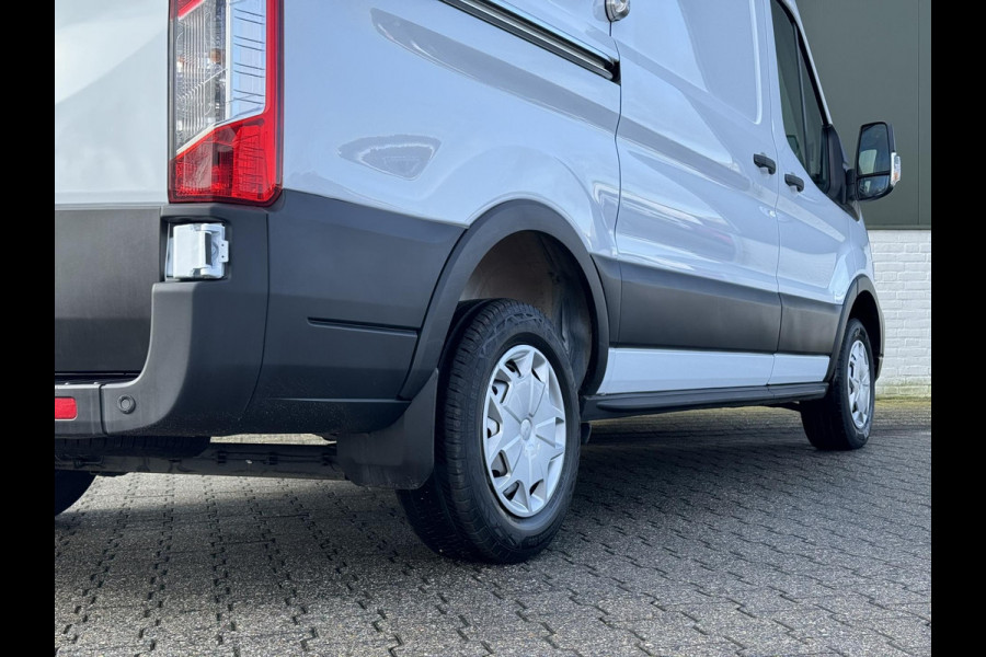 Ford Transit 290 2.0 TDCI L2H2 Trend Airco Cruise Pdc 3 Zitplaatsen Usb Laadruimte beveiliging