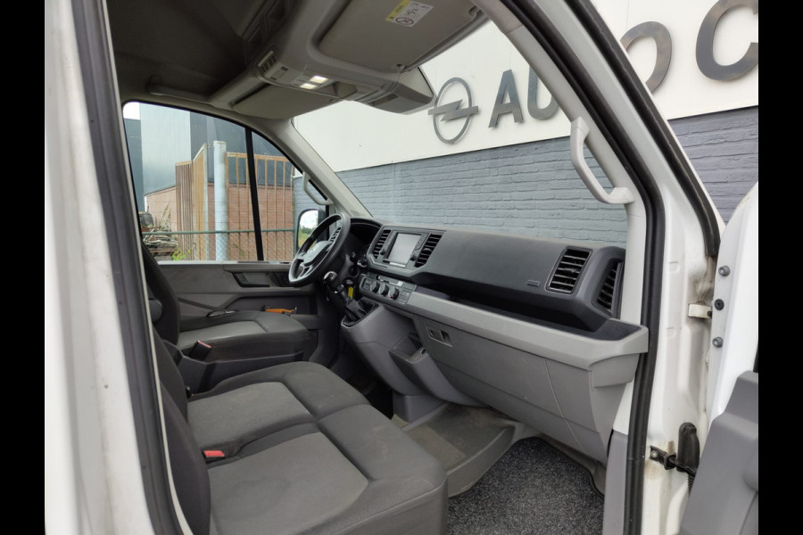 Volkswagen Crafter 2.0TDI L2H2 3-Zits NWE MODEL Airco Navi PDC v+a DAB+ Betonplex Vloer + Betimmering Bluetooth Cruise Control Lichtsensor Elec.-ra 6-bak Zeer compleet Lage km stand!