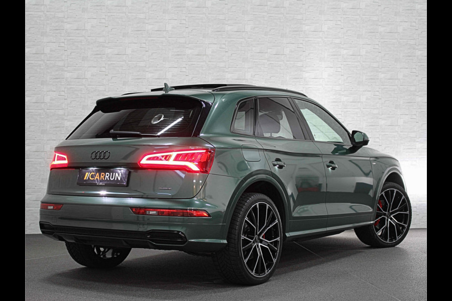 Audi Q5 2.0 TFSI Quattro S-Line | Panorama | ACC | 22'' | LED-Matrix | Elek-Stoelen | Keyless-Go | Virtual-Cockpit | Trekhaak | Lane Assist | MMI+ Navi | DAB | Stoelverwarming | Draadloos Laden | 3-Zone Clima |