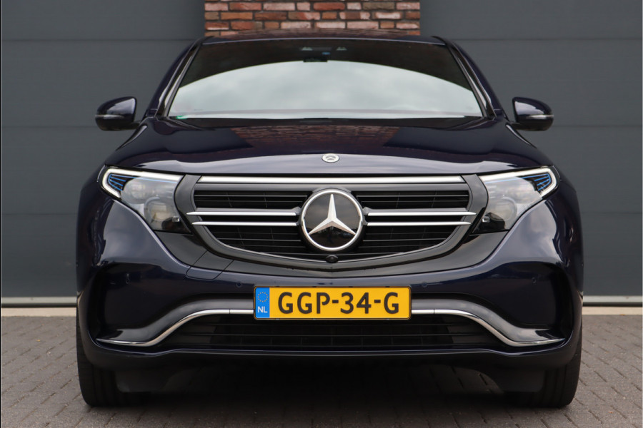 Mercedes-Benz EQC 400 4MATIC AMG Line 80 kWh | Ex. BTW 47.500,- | Schuifdak | Distronic+ | Trekhaak | Surround Camera | Keyless Go | Advanced Sound System | Multibeam LED | Rijassistentiepakket |