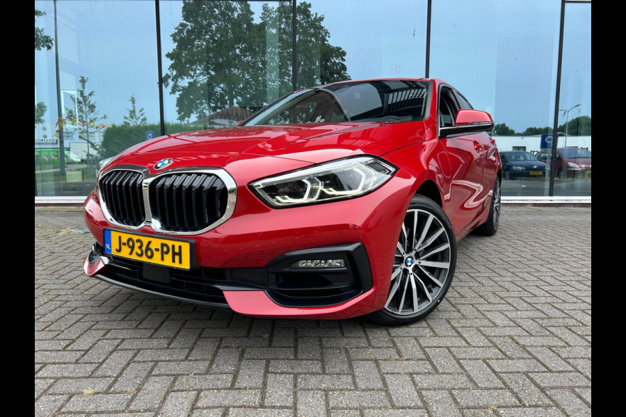 BMW 1-serie 118i Executive Edition - Navi - Half Leder - Schuifdak - Parkeerhulp - Org.NL - NAP