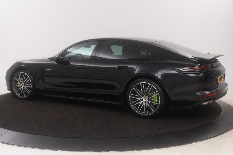 Porsche Panamera 2.9 4 E-Hybrid | Adaptive cruise | Bose Surround | Stoel & stuurverwarming | Sport Chrono | Leder | Camera | Luchtvering | Navigatie | Memory | Full LED | Sportstoelen | DAB