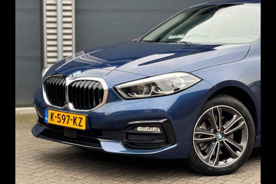 BMW 1-serie 118i AUTOMAAT EXECUTIVE SPORT EDITION, SPORTINTERIEUR, NL AUTO NAP