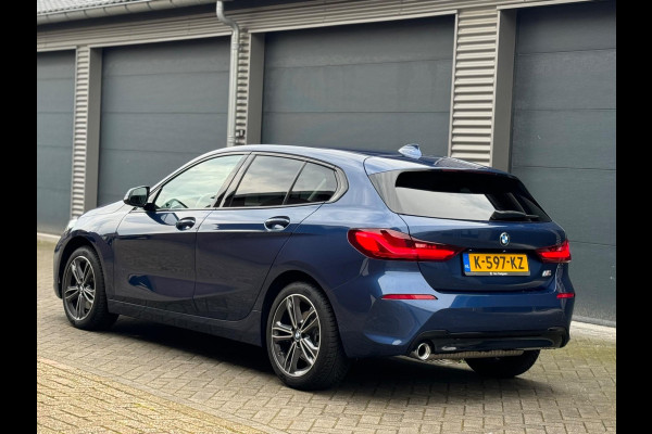 BMW 1-serie 118i AUTOMAAT EXECUTIVE SPORT EDITION, SPORTINTERIEUR, NL AUTO NAP