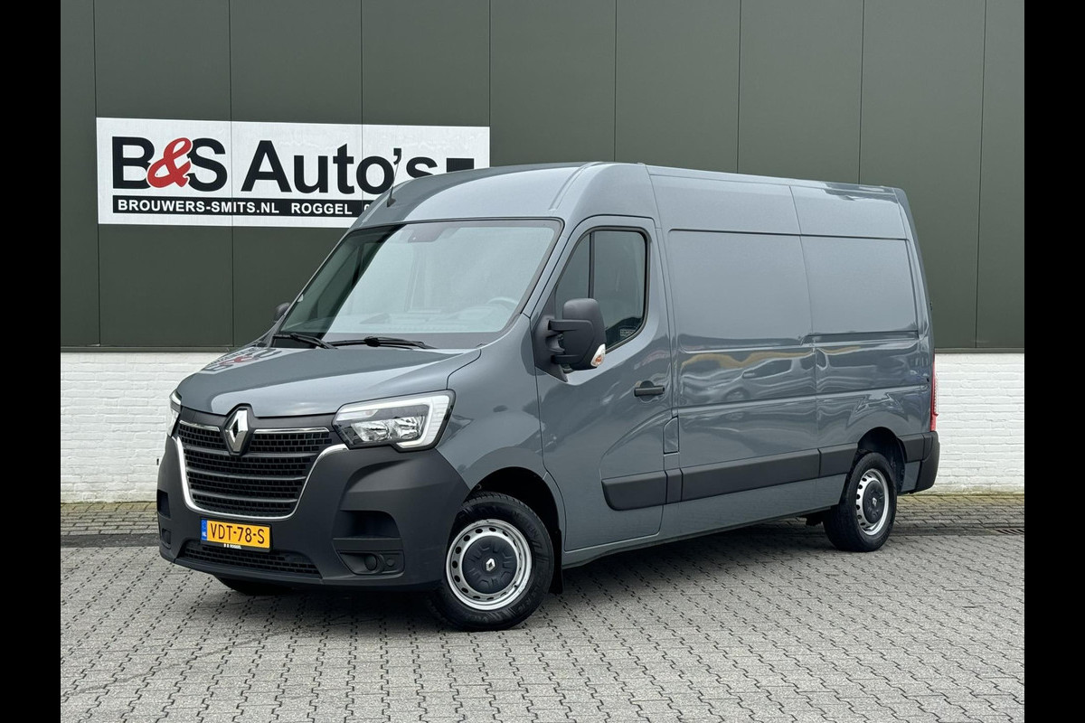 Renault Master T35 2.3 dCi 135 L2H2 Led Navigatie Pdc Cruise Carplay Airco Bluetooth 3 Zits