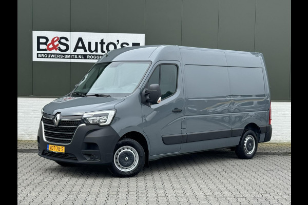 Renault Master T35 2.3 dCi 135 L2H2 Led Navigatie Pdc Cruise Carplay Airco Bluetooth 3 Zits