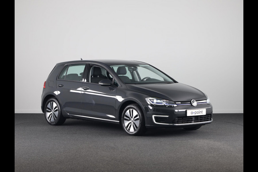 Volkswagen e-Golf E-DITION 136 pk | Navigatie | Parkeersensoren | Adaptieve cruise control | Autom. airco | LED koplampen |