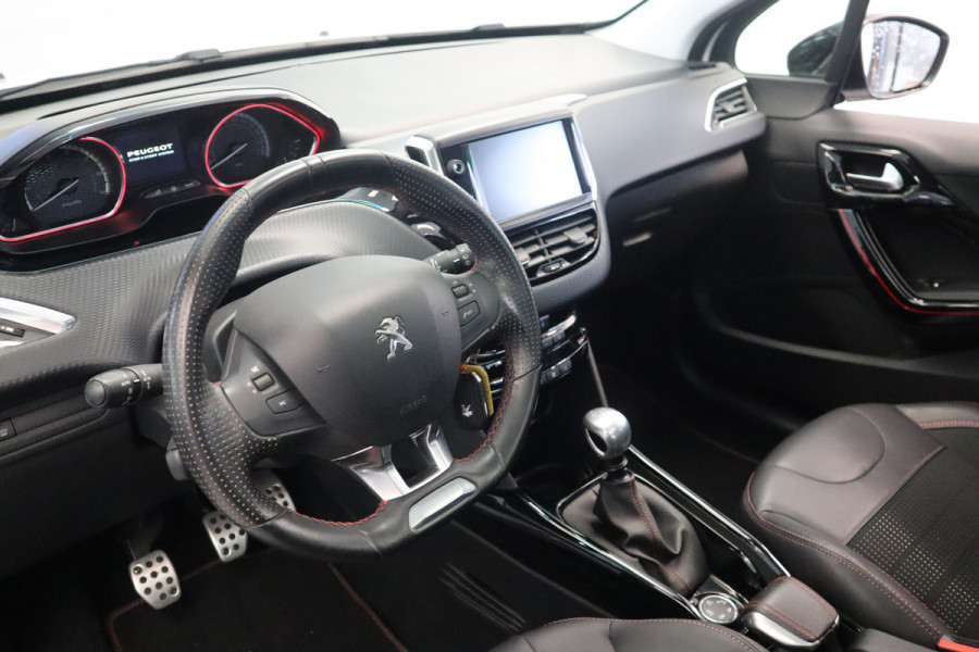 Peugeot 2008 1.2 PureTech GT-Line Panoramadak Navigatie 17'lmv