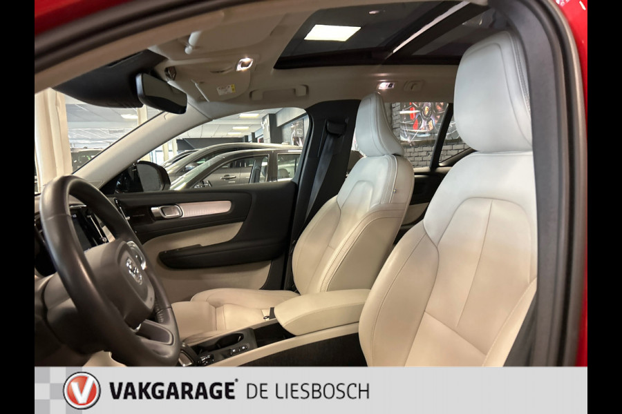 Volvo XC40 1.5 T5 Recharge R-Design,leer,pano,navi,camera ,harman kardon