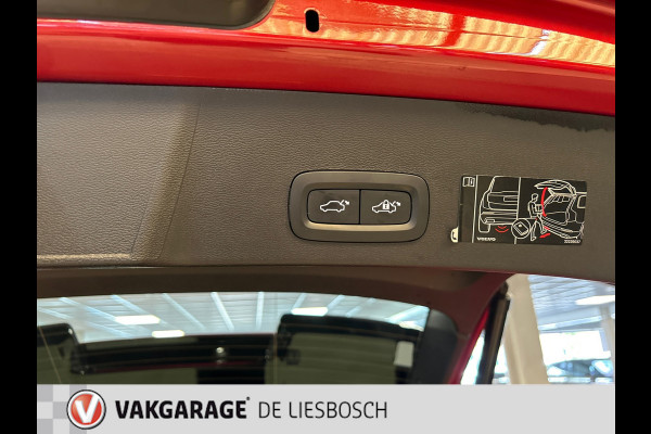 Volvo XC40 1.5 T5 Recharge R-Design,leer,pano,navi,camera ,harman kardon