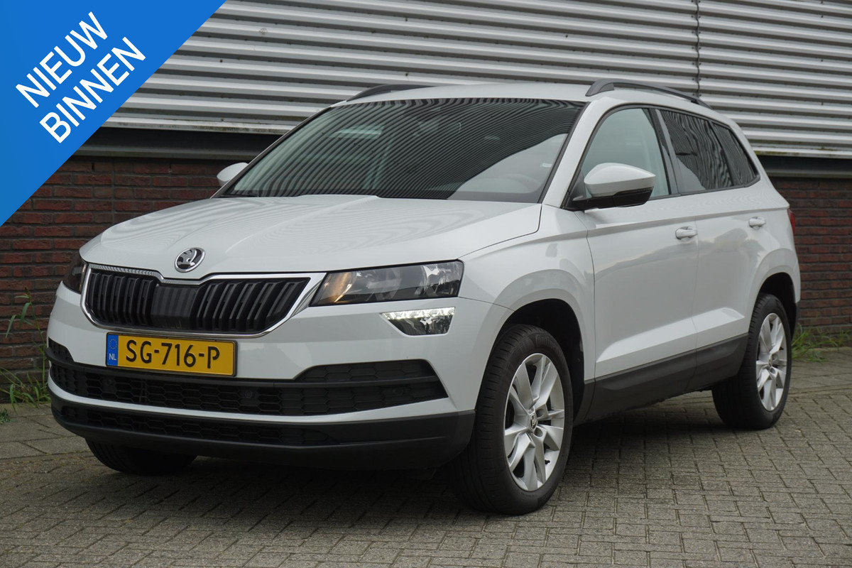 Škoda Karoq 1.5 TSI ACT Ambition Business CarPlay 150PK/Moon White METALLIC/Rijklaarprijs Incl. Garantie.