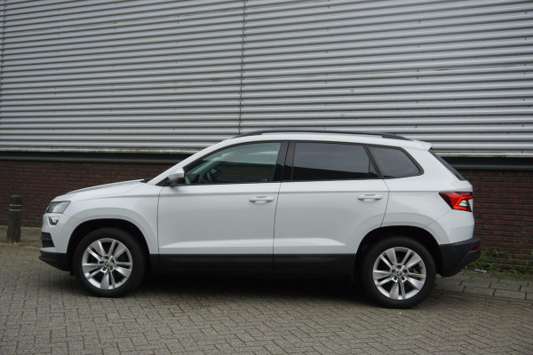 Škoda Karoq 1.5 TSI ACT Ambition Business CarPlay 150PK/Moon White METALLIC/Rijklaarprijs Incl. Garantie.