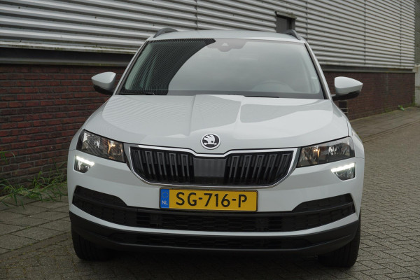 Škoda Karoq 1.5 TSI ACT Ambition Business CarPlay 150PK/Moon White METALLIC/Rijklaarprijs Incl. Garantie.