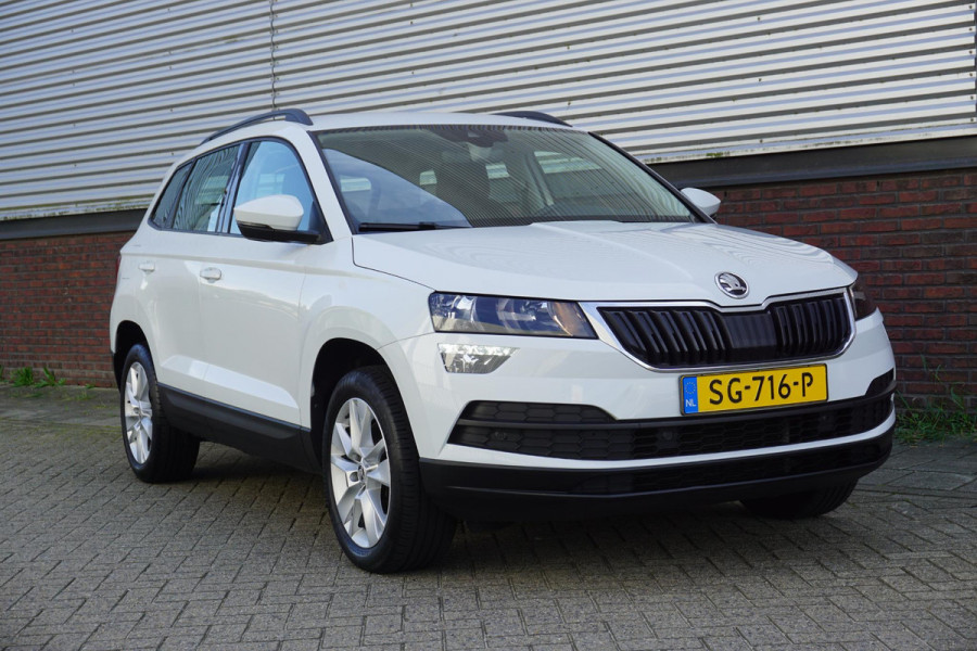 Škoda Karoq 1.5 TSI ACT Ambition Business CarPlay 150PK/Moon White METALLIC/Rijklaarprijs Incl. Garantie.