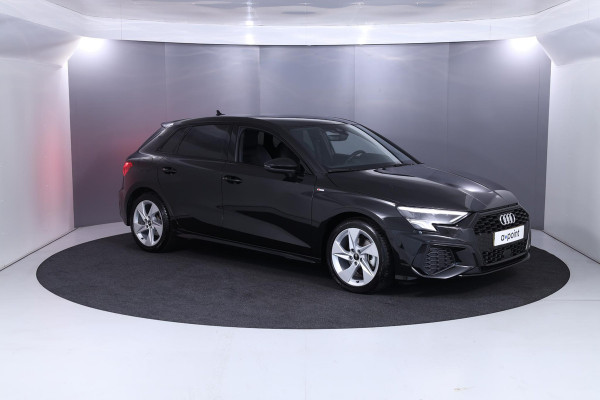 Audi A3 Sportback 30 TFSI S-line 110 pk S-tronic | Verlengde garantie | Navigatie | Parkeersensoren (Park assist) | Achteruitrijcamera | Cruise control |