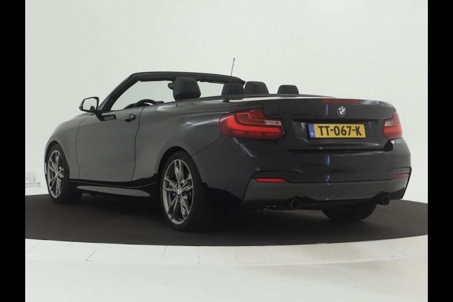 BMW 2 Serie Cabrio M240i xDrive Centennial High Executive Dealer Onderhouden