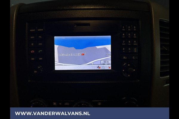 Mercedes-Benz Sprinter 316 CDI 163pk Bakwagen Laadklep Zijdeur Euro6 Airco | 1060kg laadvermogen Navigatie, Bijrijdersbank, Bluetooth-telefoonvoorbereiding