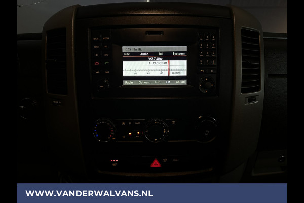 Mercedes-Benz Sprinter 316 CDI 163pk Bakwagen Laadklep Zijdeur Euro6 Airco | 1060kg laadvermogen Navigatie, Bijrijdersbank, Bluetooth-telefoonvoorbereiding