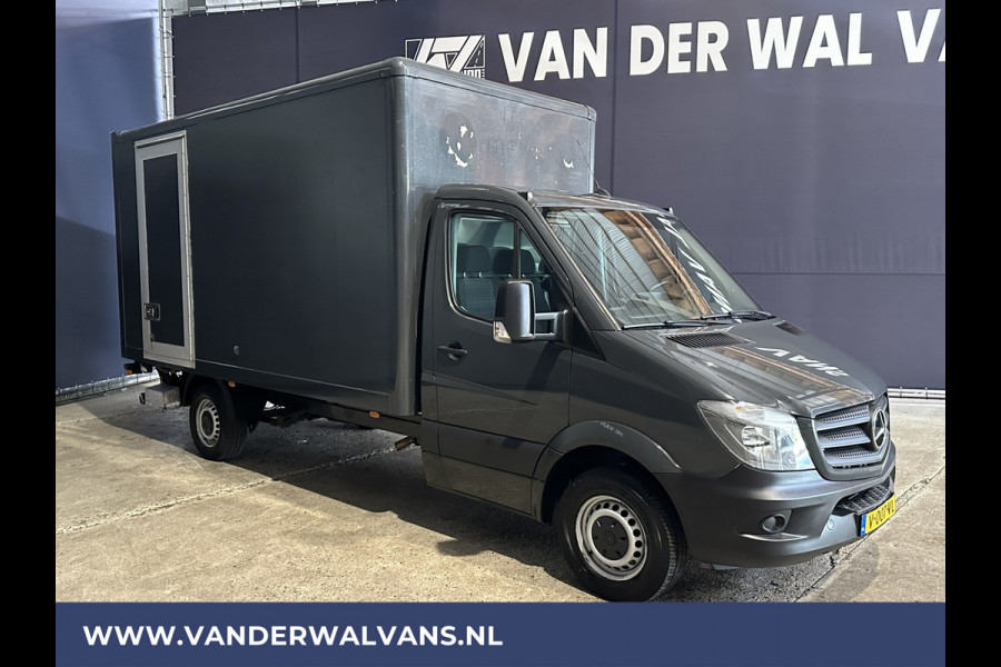 Mercedes-Benz Sprinter 316 CDI 163pk Bakwagen Laadklep Zijdeur Euro6 Airco | 1060kg laadvermogen Navigatie, Bijrijdersbank, Bluetooth-telefoonvoorbereiding