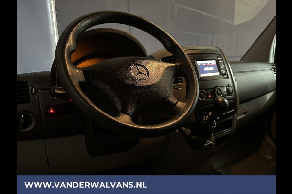 Mercedes-Benz Sprinter 316 CDI 163pk Bakwagen Laadklep Zijdeur Euro6 Airco | 1060kg laadvermogen Navigatie, Bijrijdersbank, Bluetooth-telefoonvoorbereiding