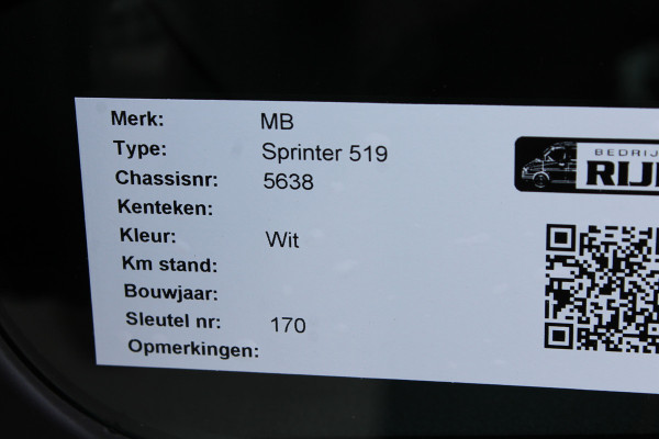 Mercedes-Benz Sprinter 519 CDI L3 DC Chassis 432 wb 3500 KG trekgewicht, Geveerde stoel, MBUX met Apple Carplay / Android Auto