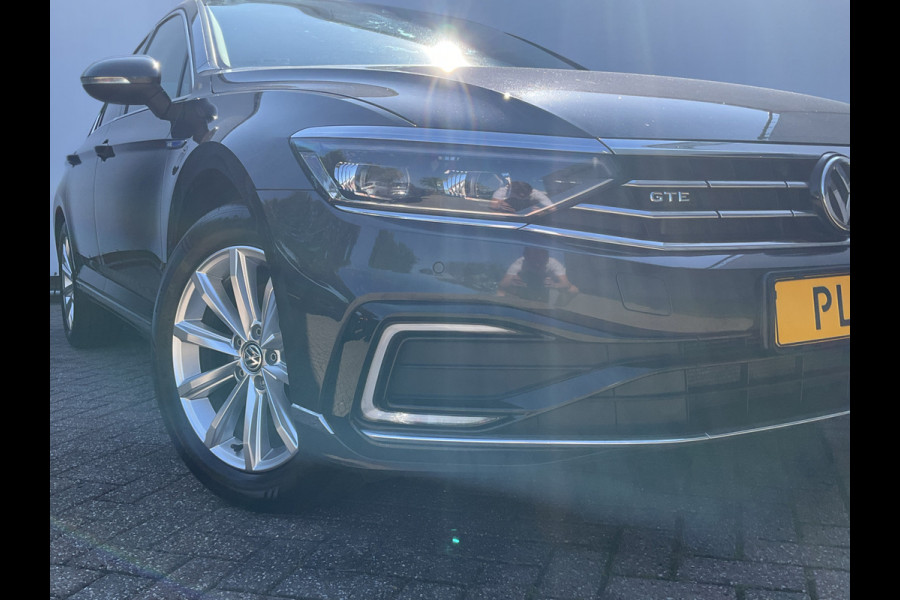 Volkswagen Passat 1.4 TSI 272pk PHEV GTE Highline Nav/Cam Sportzetels+verw Trekh Elek-Klep