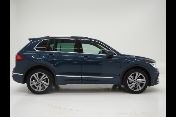 Volkswagen Tiguan 1.4 TSI eHybrid R-Line | Panoramadak | Leder | Virtual | Adaptive Cruise | Stoel/Stuurverwarming