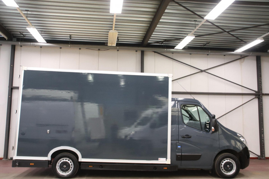 Renault Master 170PK AUTOMAAT PAARDENWAGEN LOWLINER VERKOOPWAGEN FOODTRUCK