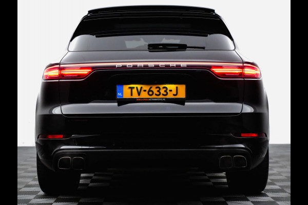 Porsche Cayenne 4.0 Turbo 550pk Black Edition (nightvision,softclose,stoelventilatie,sfeerverlichting)