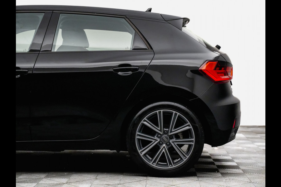 Audi A1 Sportback 30 TFSI 115pk S Line edition one (leer,navi,digital dash,matrix,carbon)