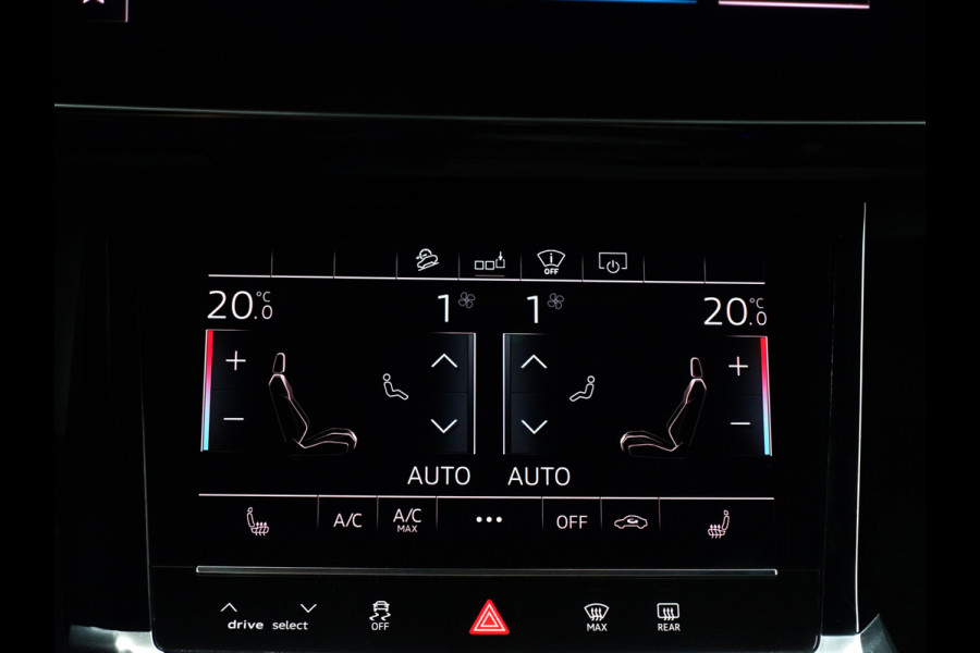 Audi e-tron e-tron 55 Quattro advanced Pro Line Plus 95 kWh- (panoramadak,B&O,head-up,sfeerverlichting,360,sportleer,carplay)